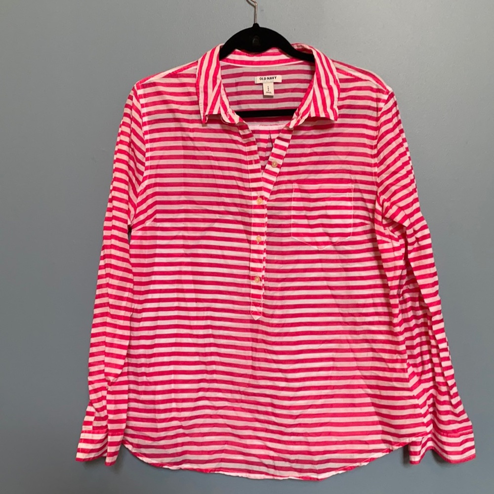 Old Navy long sleeve top